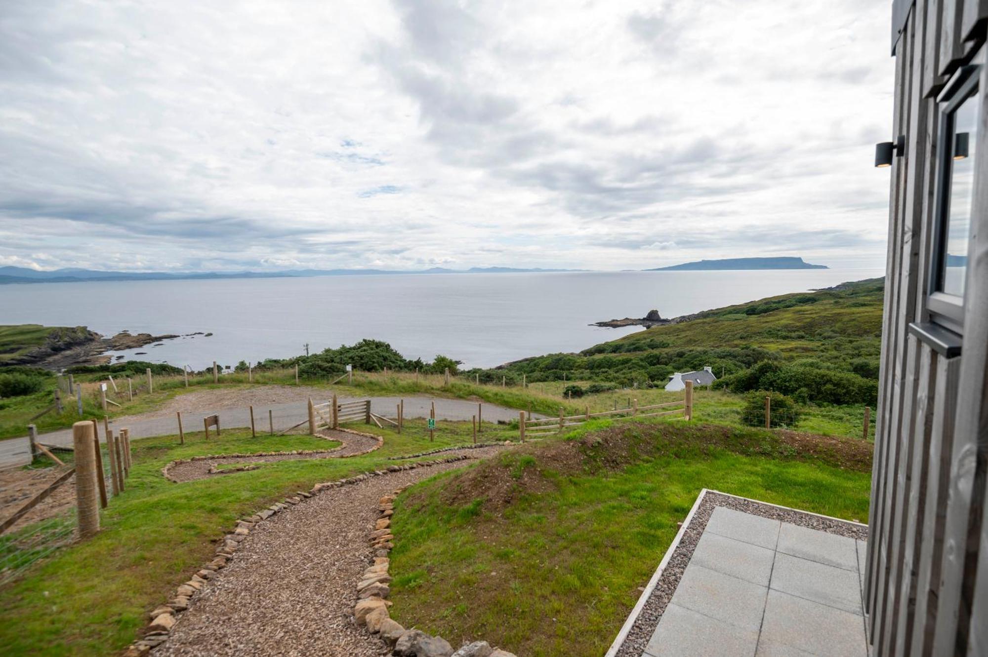 Hut On The Hill Villa Aird of Sleat Exteriör bild